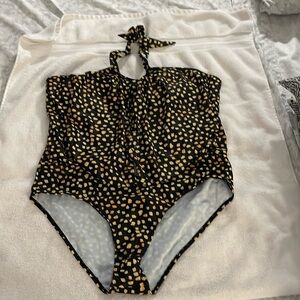 Women’s one piece never worn